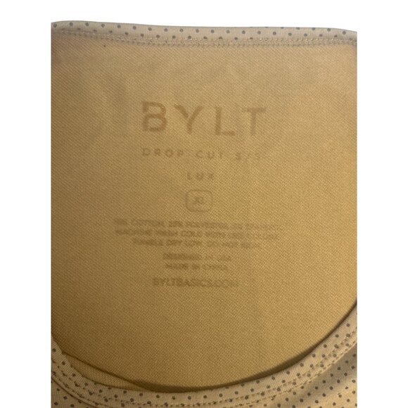 BYLT Premium Dot Texture Tee – Curved Hem, Sand Tan, Size XL - Picture 4 of 6